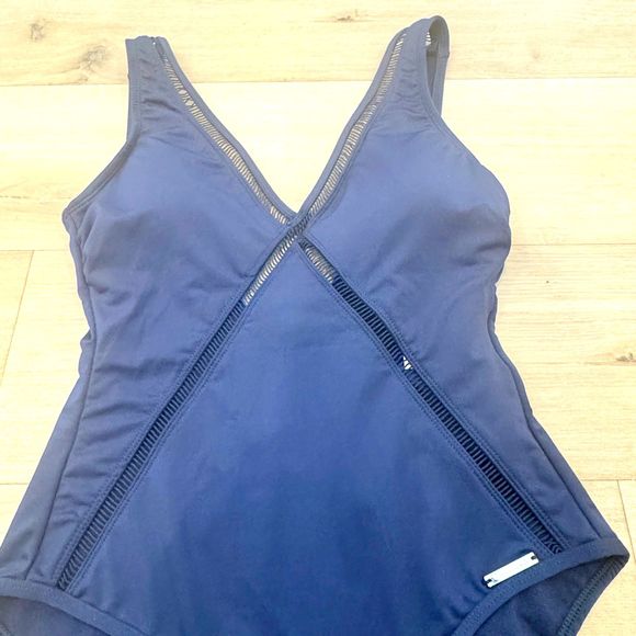 NWT* Michael Kors Cut-Out V-Neck One Piece Swim in Navy - Women's 10 - Picture 7 of 9